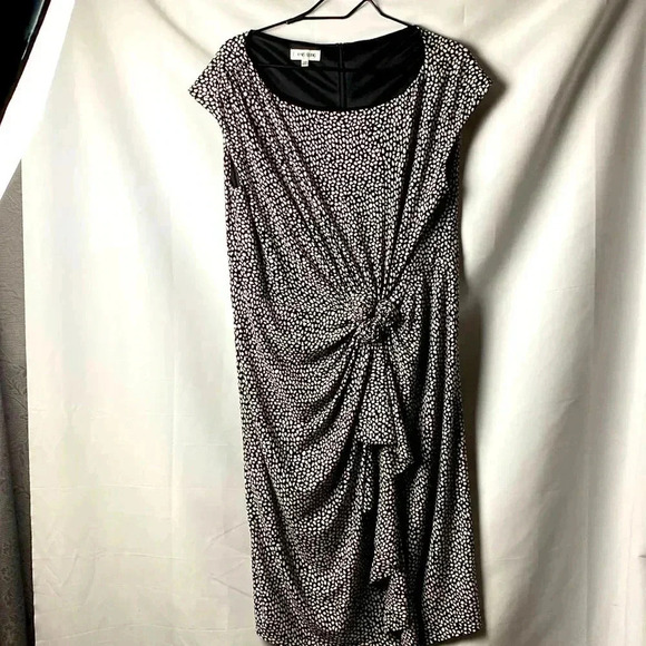 JONES STUDIO WO SIZE 14W BLACK WOTH WHITE DESIGN GATHERED FRONT BACK ZIPPER - Picture 1 of 11